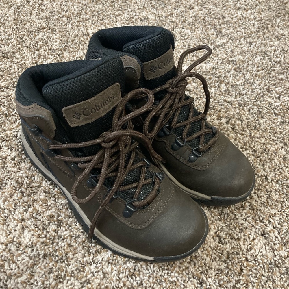 Columbia boots